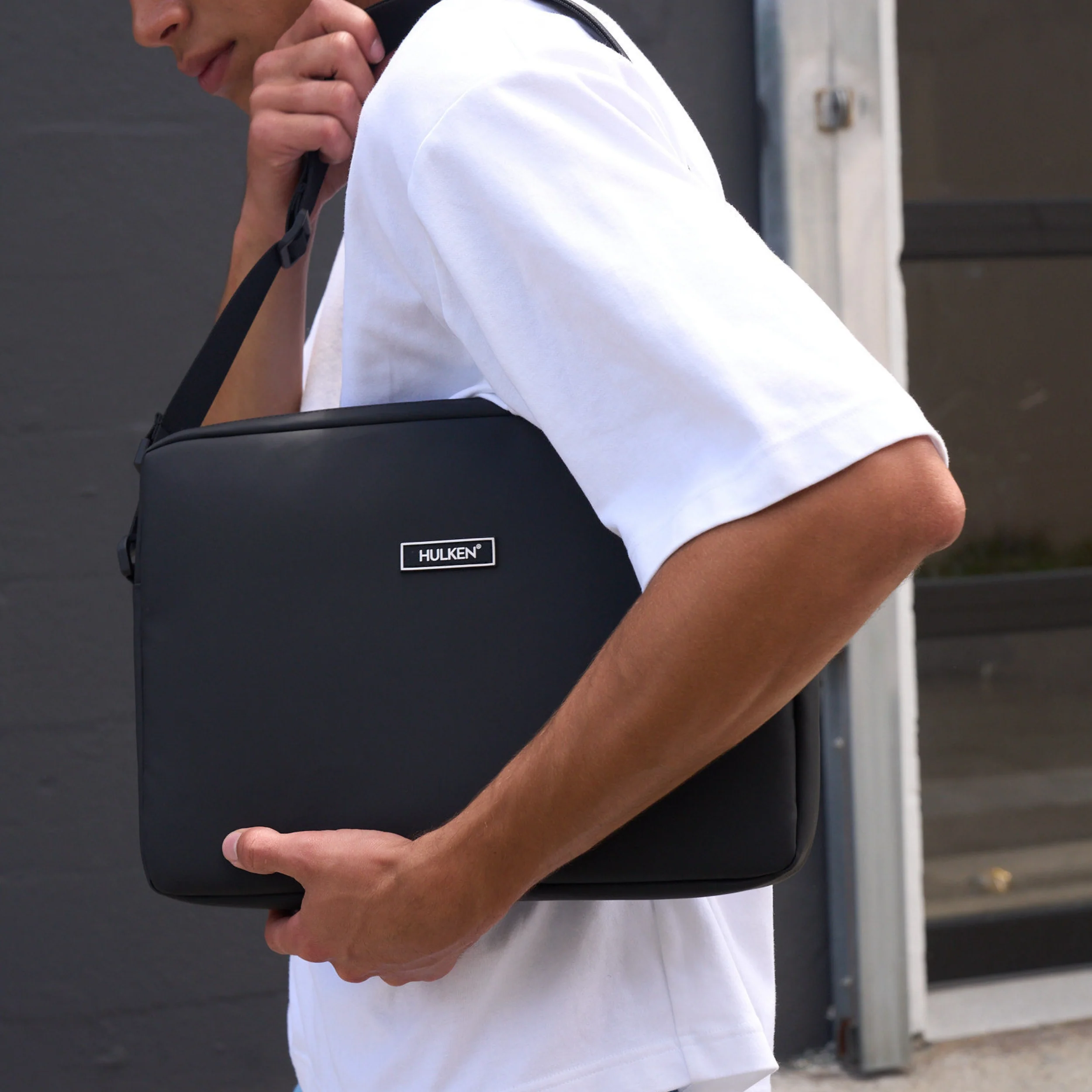 Laptop Bag Black - Image 11